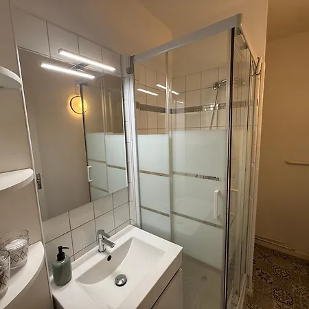 Апартаменты Le Du Faubourg